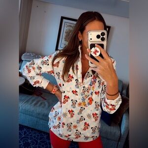 Disney cruise Pullover and shorts active set size med worn once new condition